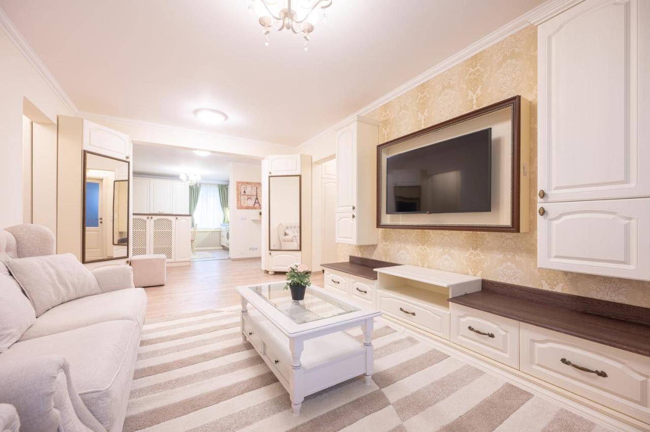 Dragos Flat Apartment Oradea Exterior photo