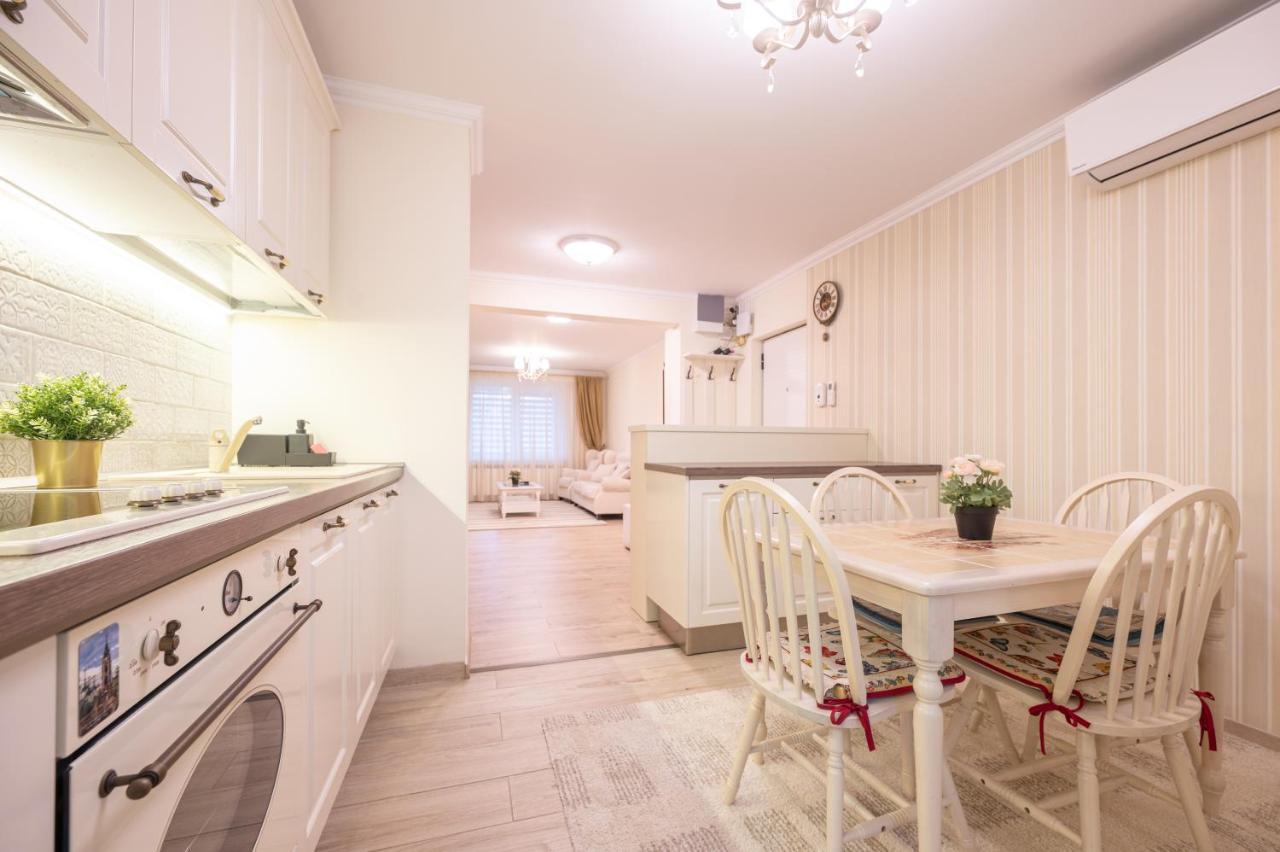Dragos Flat Apartment Oradea Exterior photo