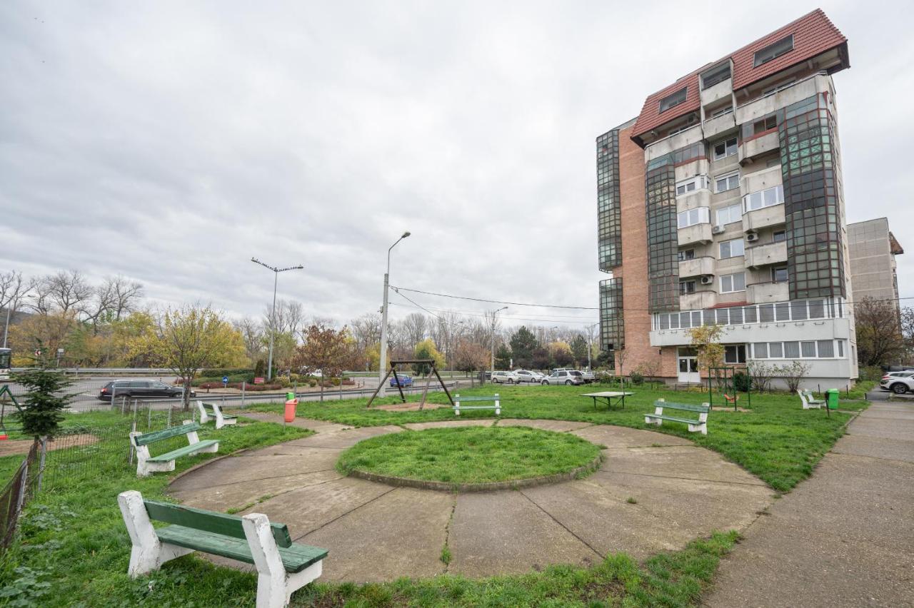 Dragos Flat Apartment Oradea Exterior photo